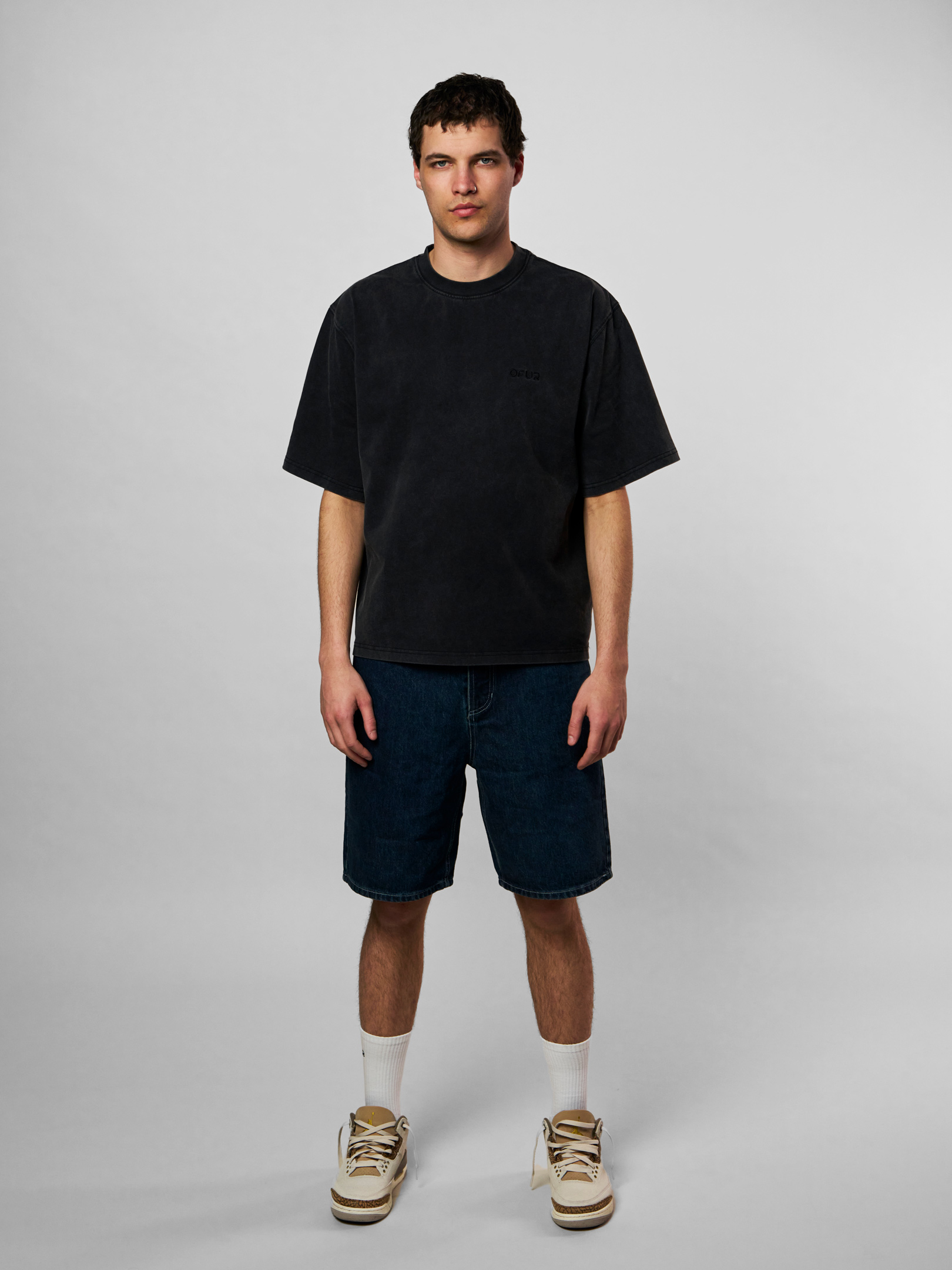 SS25_OFUR_ENDLESS_SUNRISE_GEORGE_SHORT_DENIM_BLUE_LOOKBOOK_1_2