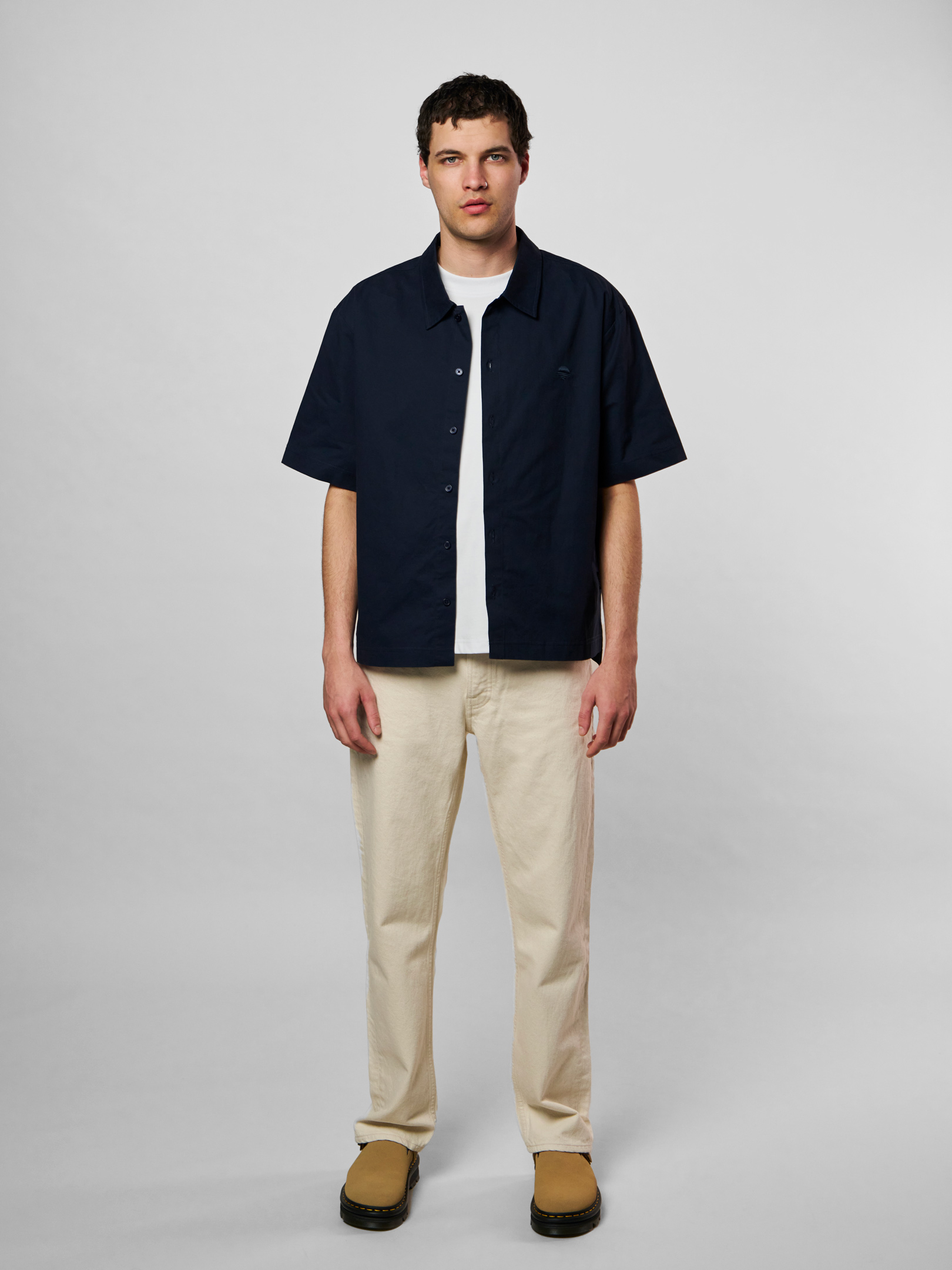 SS25_OFUR_SUNRISE_ICON_SHIRT_SS_BLUE_LOOKBOOK_1
