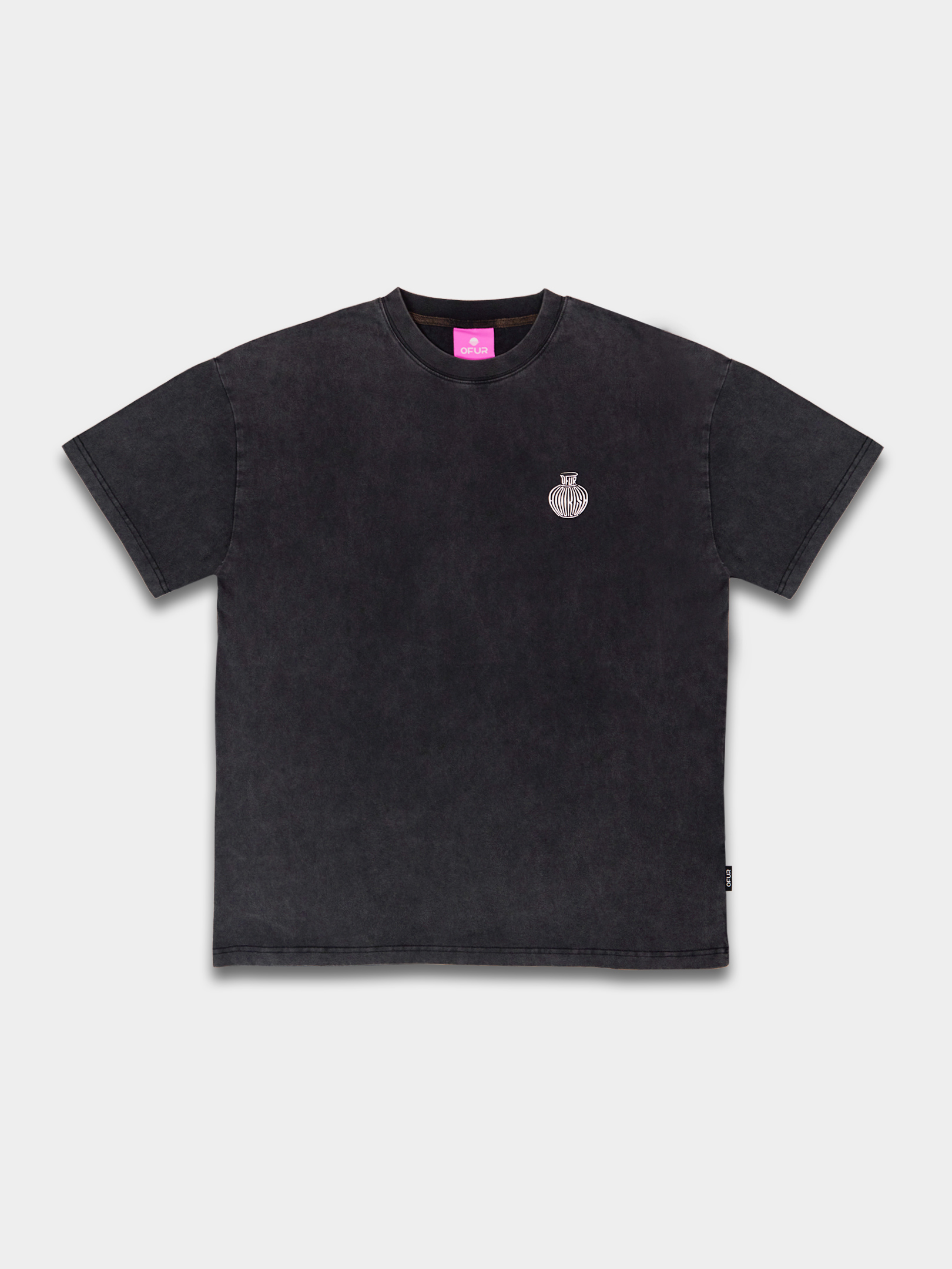 SS25_OFUR_FLOURISH_POT_TSHIRT_VINTAGE_BLACK_FRONT