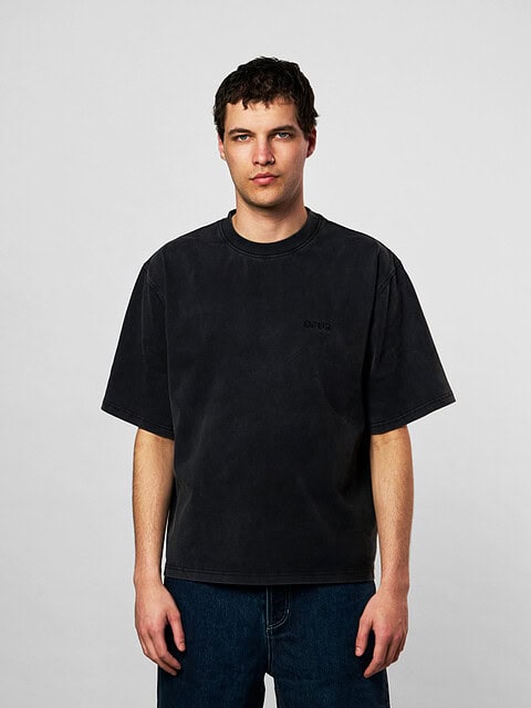 Script Cropped T-shirt