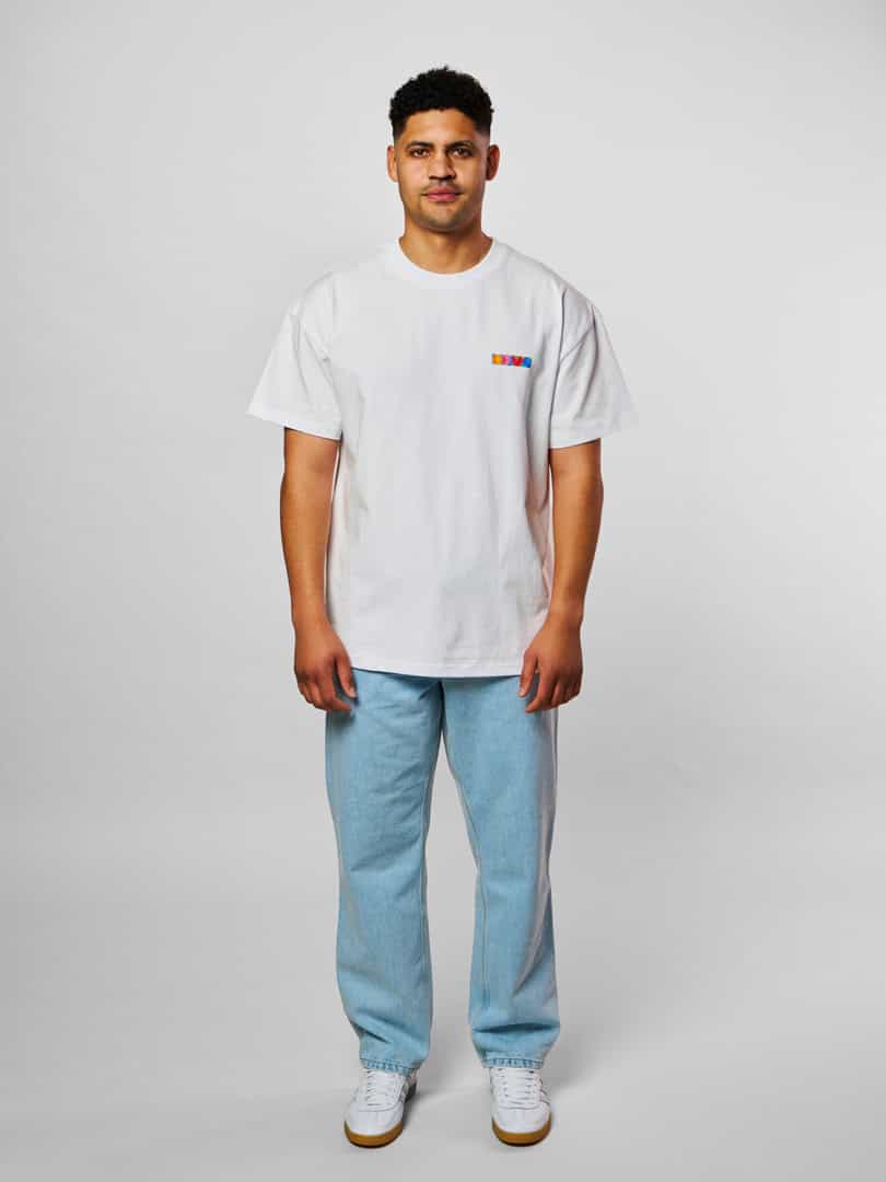 SS25_GEOMETRIC_WHITE_FRONT