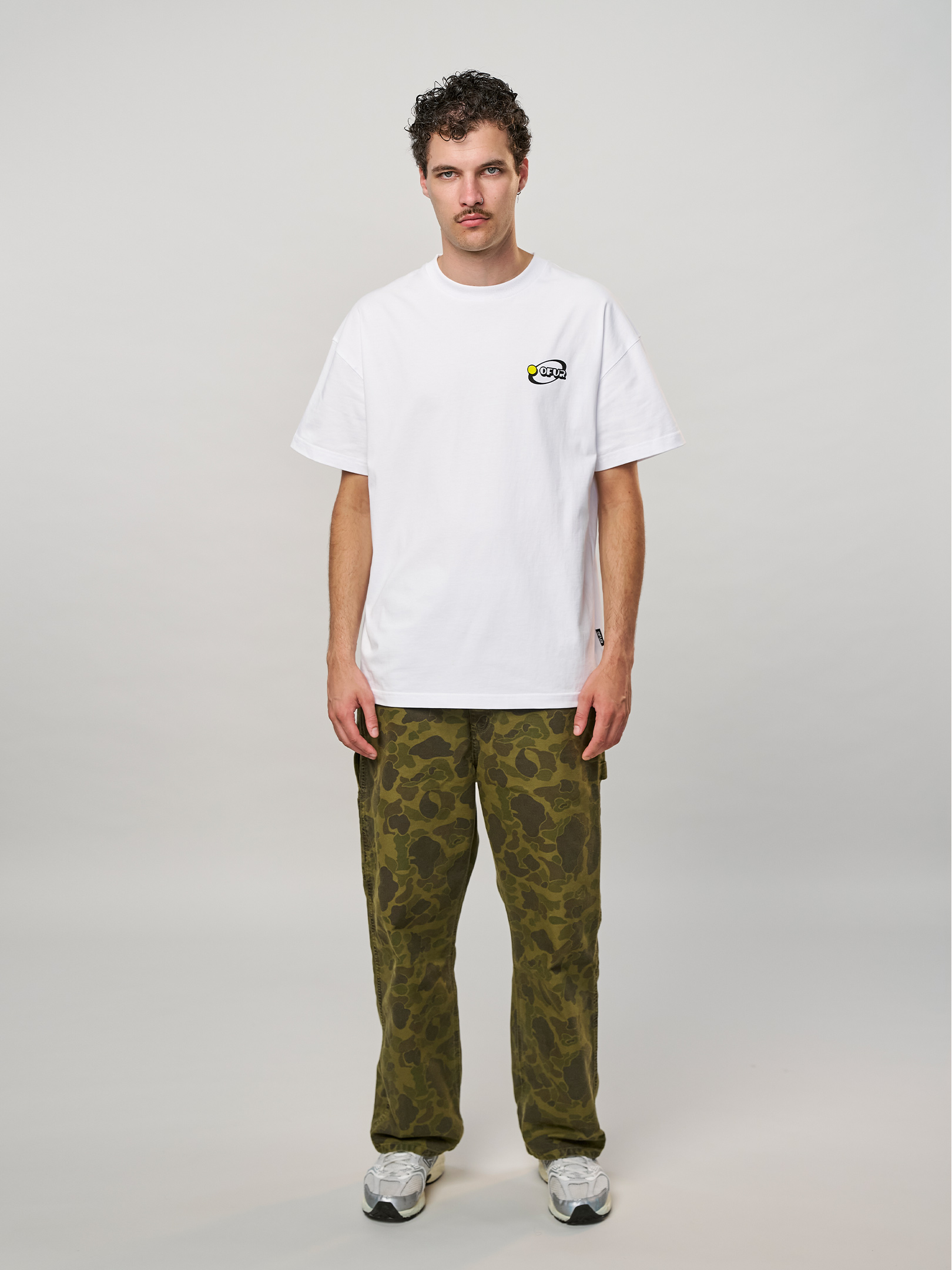 OFUR_FW25_3DS_ORIGINAL_TSHIRT_FULL_BODY_FRONT_1