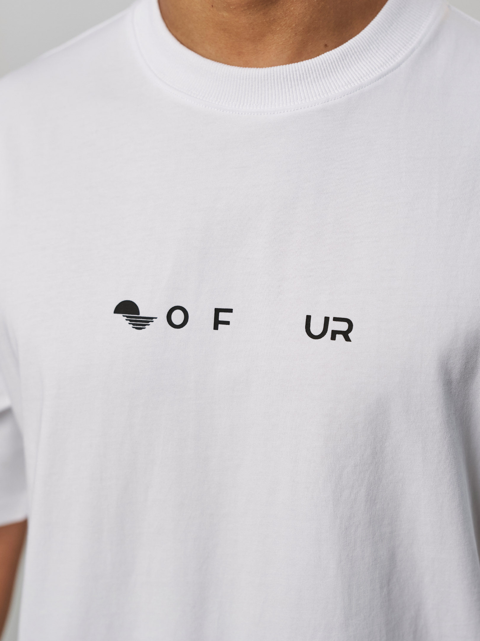 OFUR_FW25_KERNING_TSHIRT_CLOSE_UP_FRONT_1