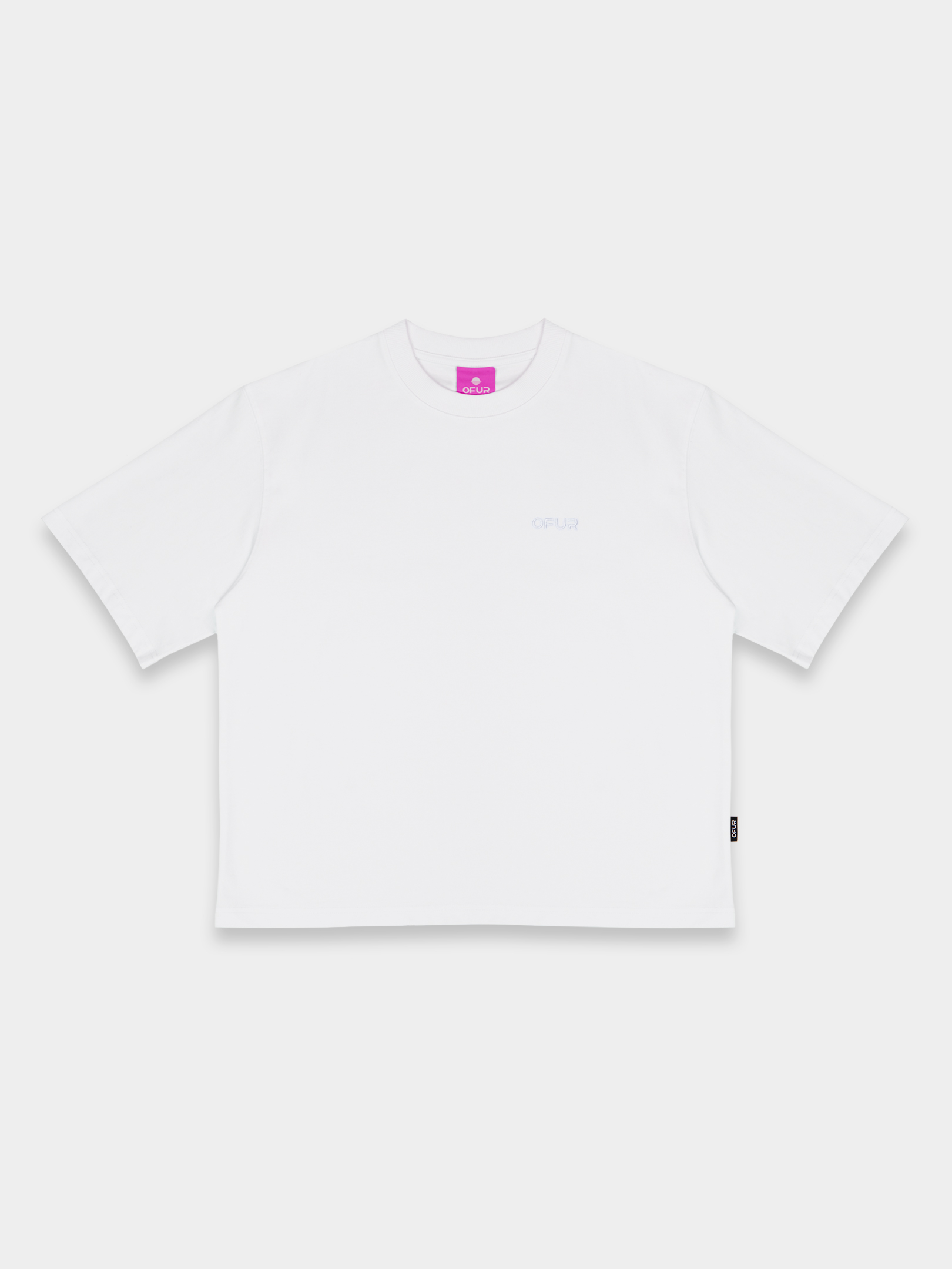 OFUR_FW25_SCRIPT_CROPPED_TSHIRT_FLATLAY_FRONT_1