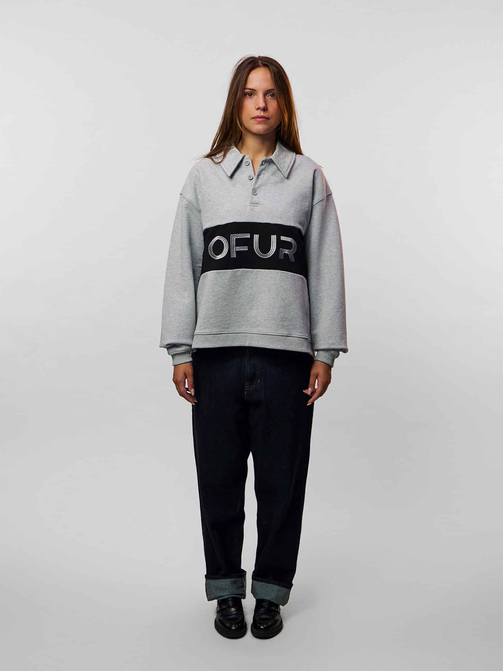 OFUR_FW26_BLACK_BAR_SWEATER_HEATHER_GREY_FULL_BODY_FRONT_2