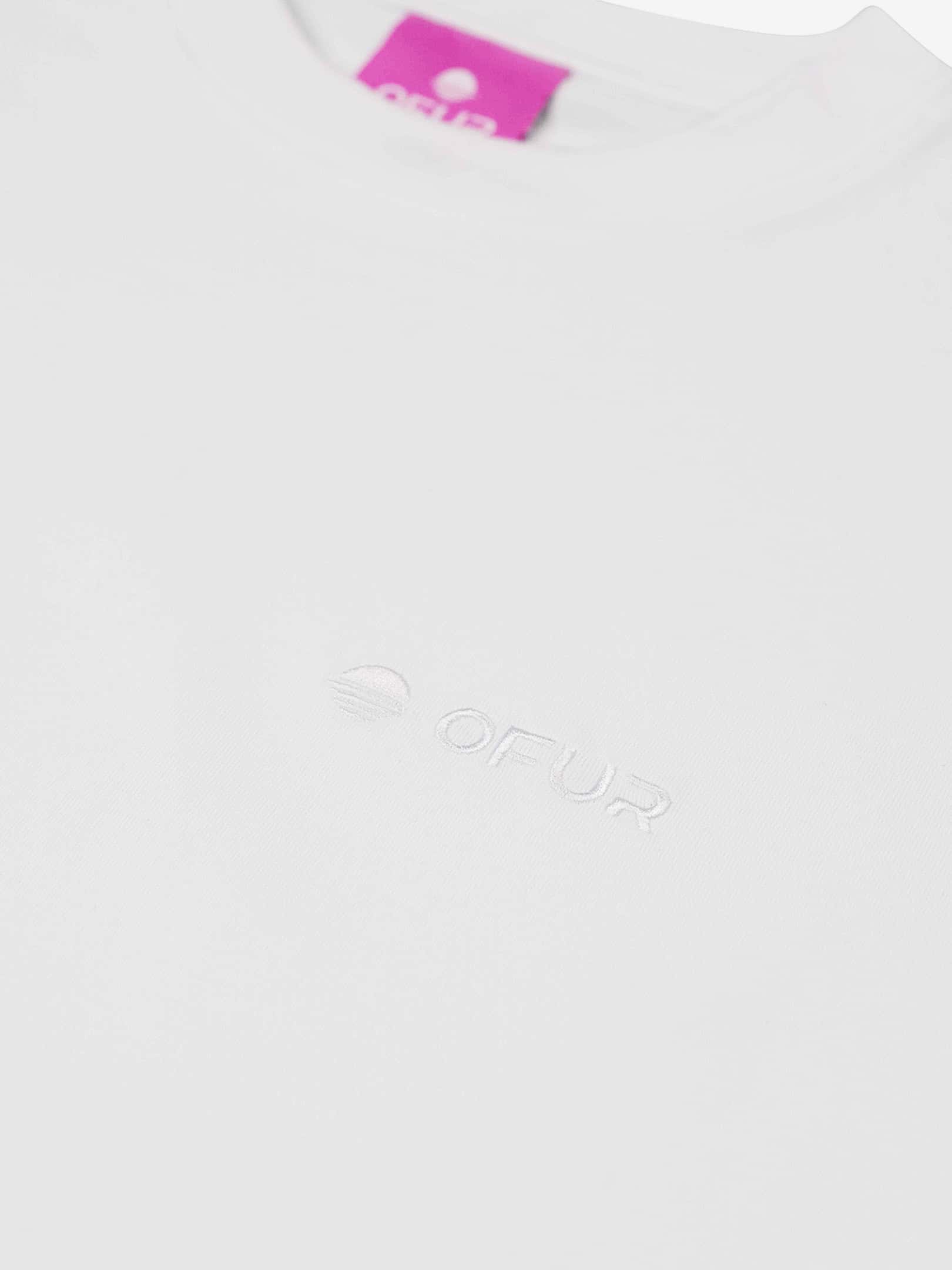 OFUR_FW26_ORIGINAL_CROPPED_TSHIRT_WHITE_FLATLAY_DETAIL_1