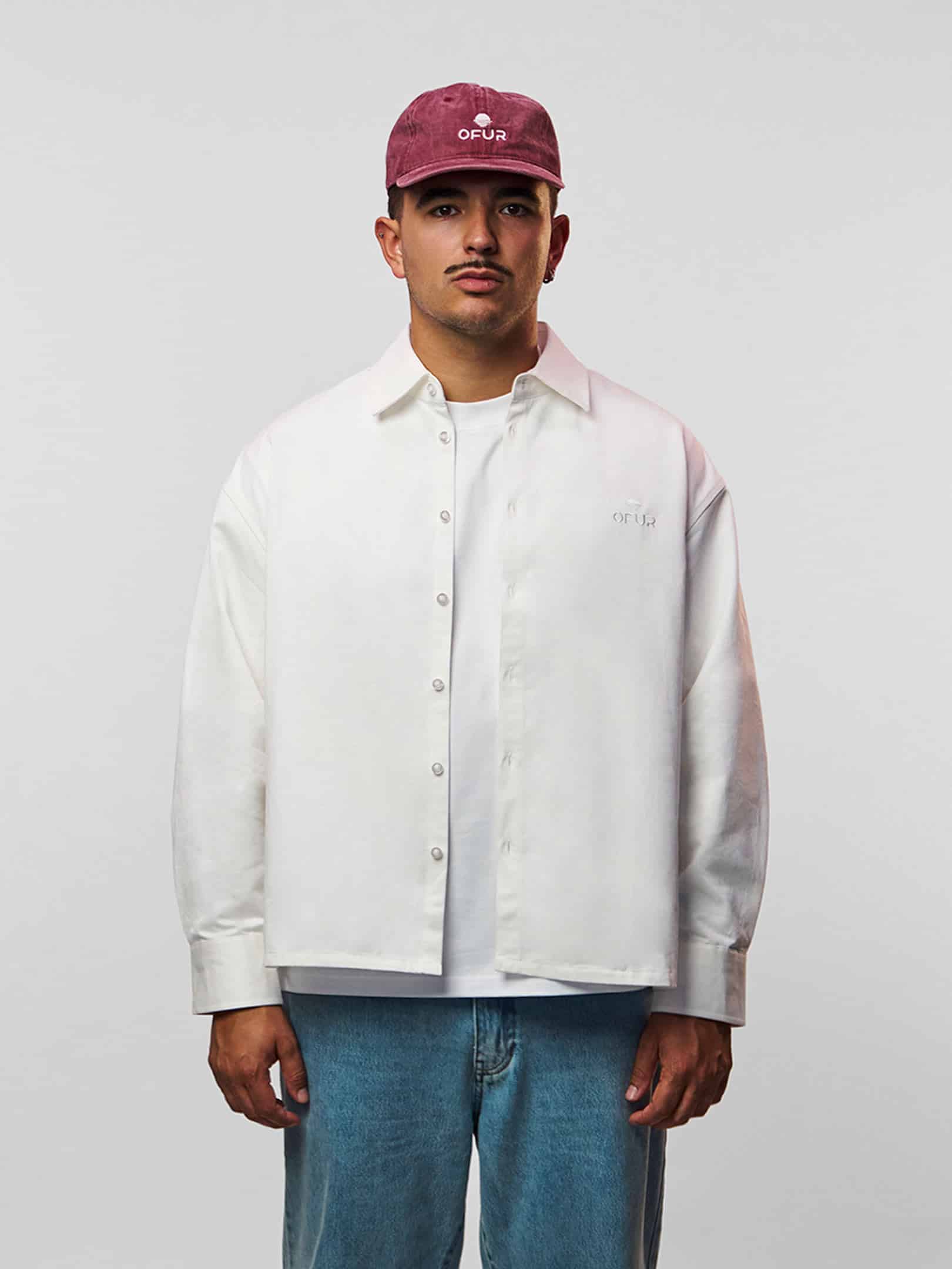 OFUR_FW26_ORIGINAL_SHIRT_LONG_SLEEVE_WHITE_UPPER_BODY_FRONT_3