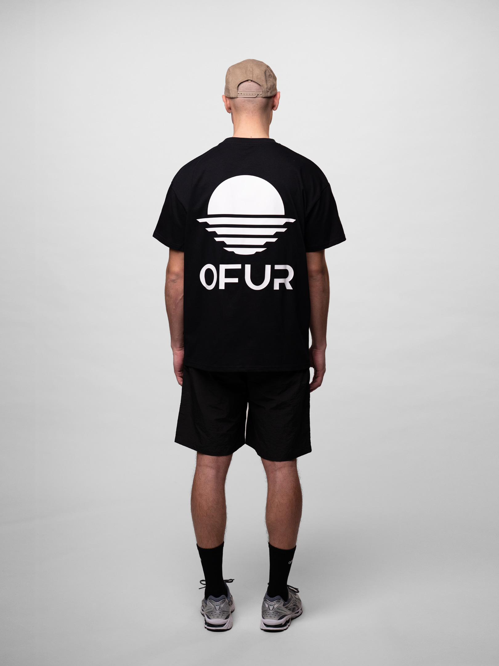 OFUR_SS26_RISE_TSHIRT_BLACK_FULL_BODY_BACK_1