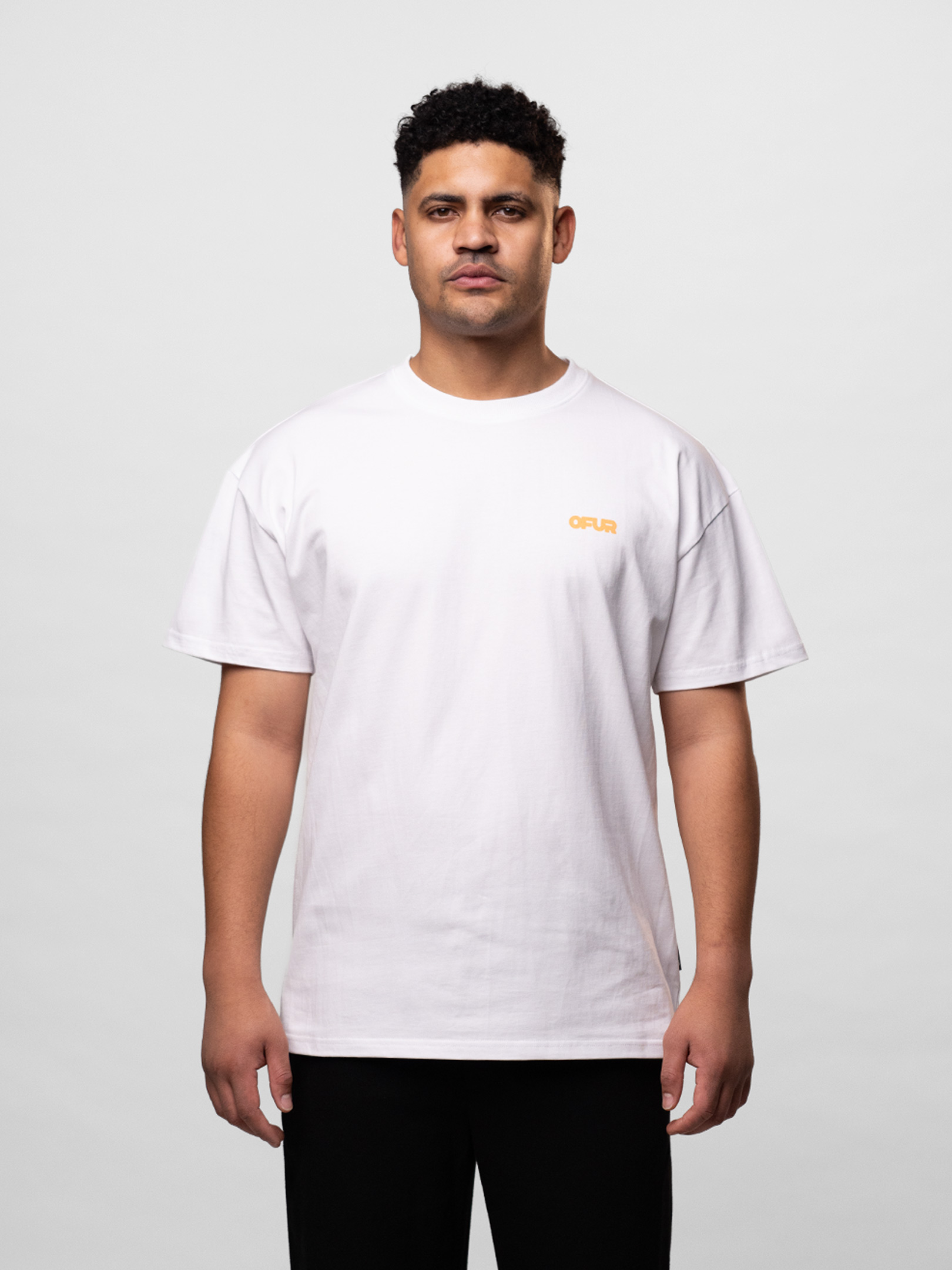 OFUR_SS26_FATNESS_ORANGE_TSHIRT_WHITE_UPPER_BODY_FRONT_1